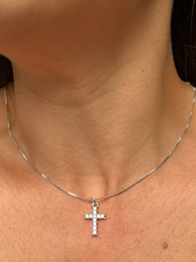 Colar Cruz com Zircônia