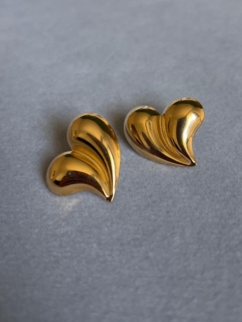 Brinco Coração Dourado